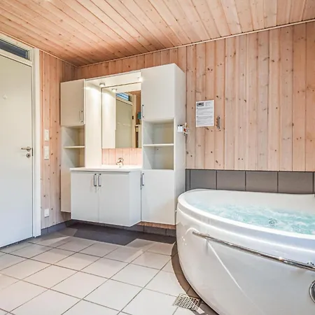 Awesome Home In Blavand With Sauna *