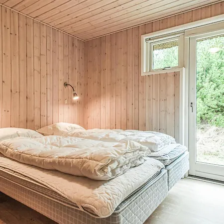Awesome Home In Blavand With Sauna Блаванн